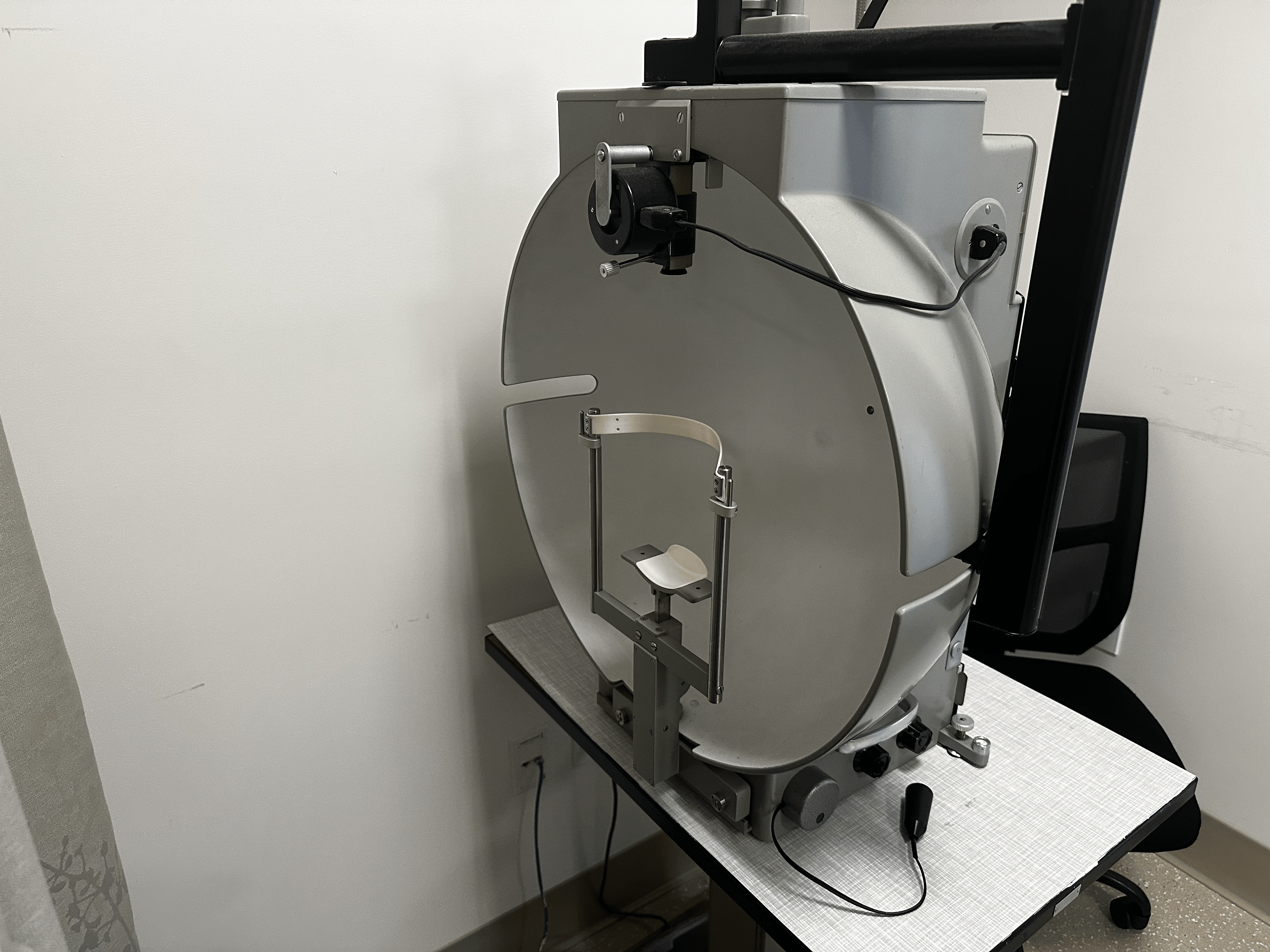 goldmann perimeter machine